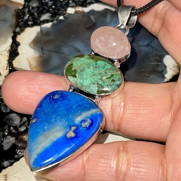 Crystal Pairing of Rose Quartz, Lapis Lazuli & Chrysocolla Pendant 2 7/8” - Picture 8 of 17